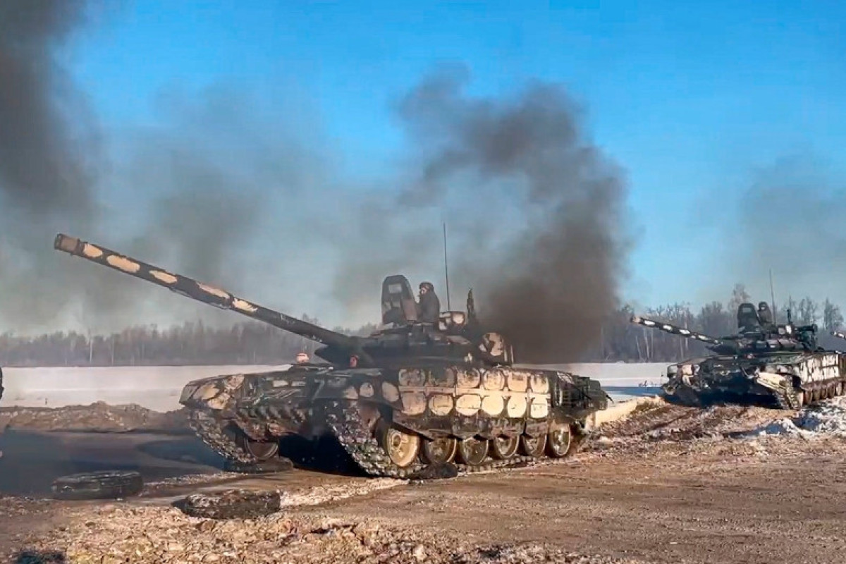 Ukrayna ordusu Rusiya tanklarının Kiyevə irəliləyişini dayandırmaq üçün  körpünü partlatdı -