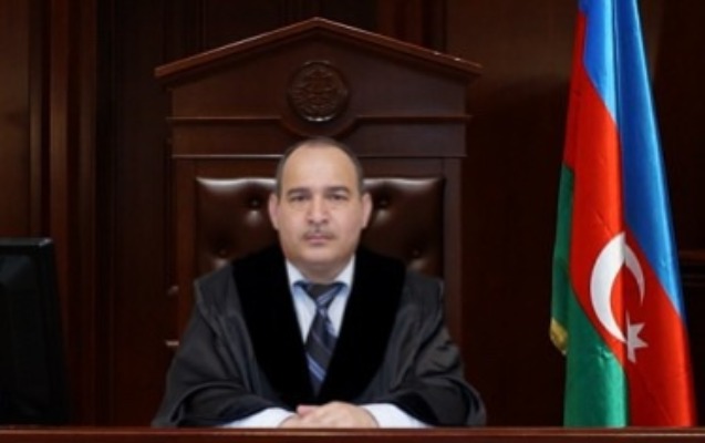 Azərbaycanda tanınmış hakimin oğlu hakim təyin olundu