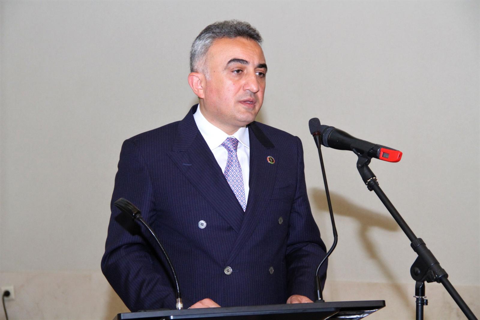 Vəkillər Kollegiyasının sədri: 